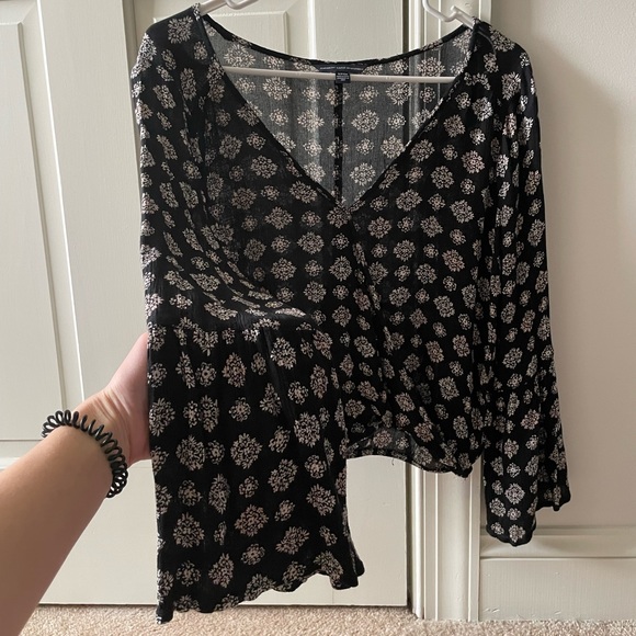 American Eagle Crop Blouse - Picture 5 of 7